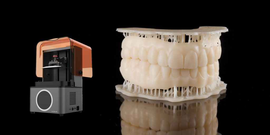 The temporary denture printed by AccuFab-L4K.